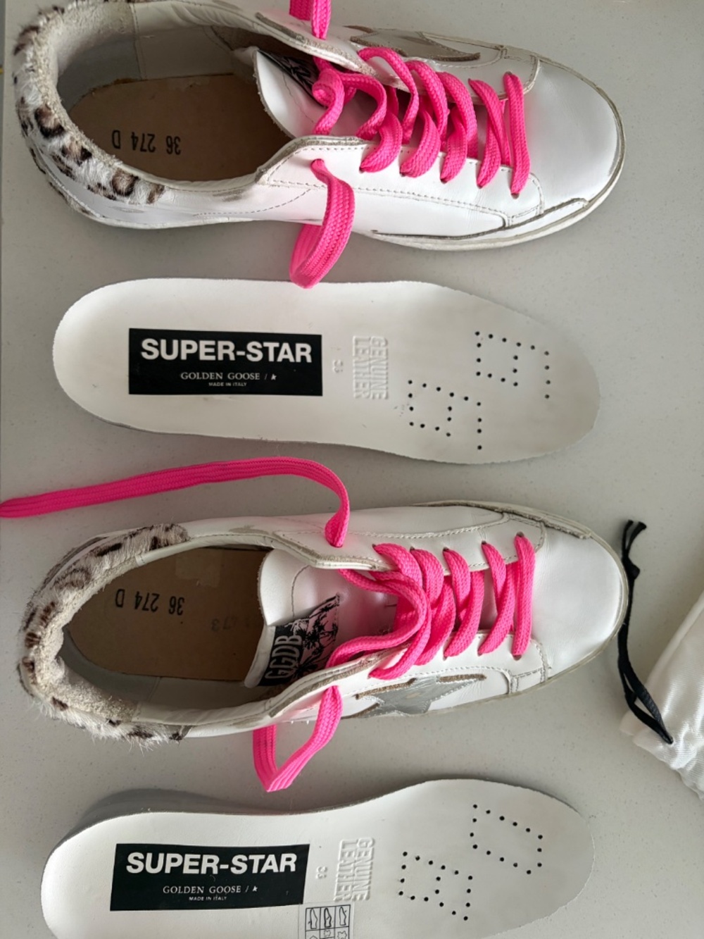 Golden Goose Superstar Sneaker - Picture 11 of 11